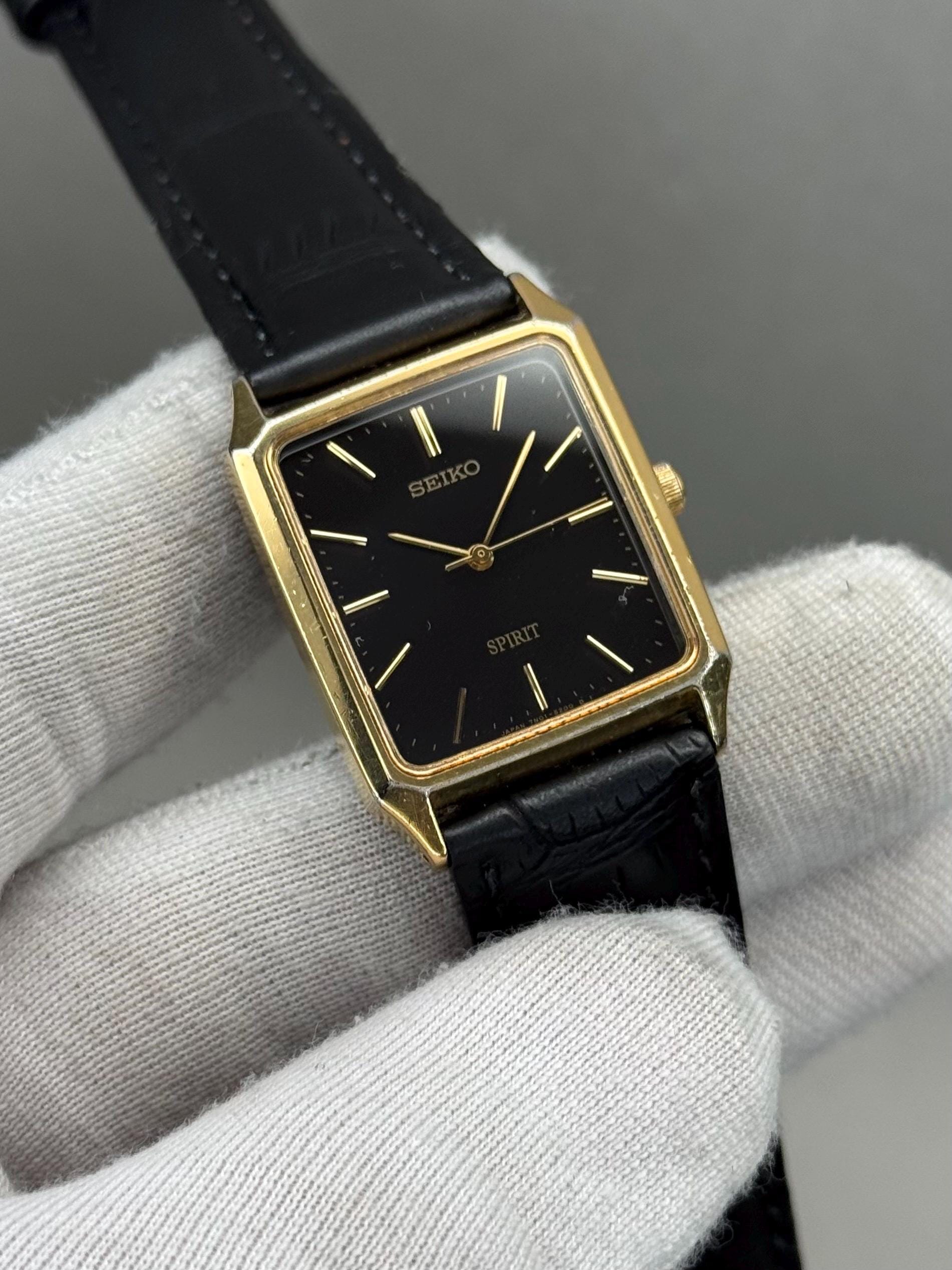 Vintage SEIKO Spirit 7N01-5030 Square Black Tank 25mm Japanese 