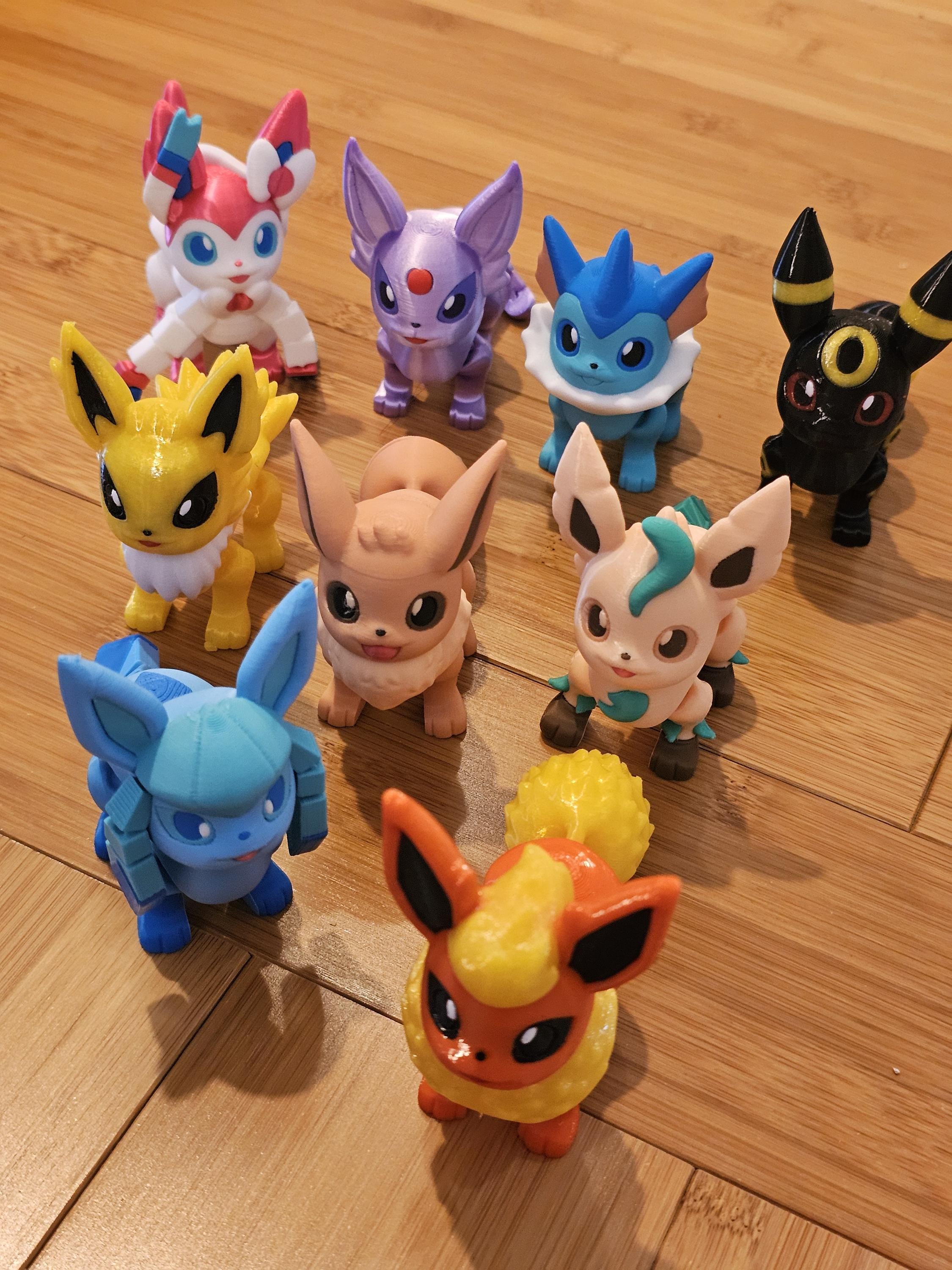 Eeveelutions Flexi Articulated Fidget Toy - Umbreon, Jolteon