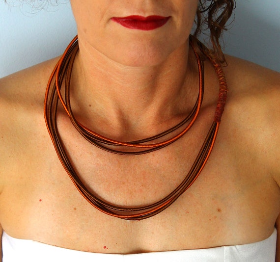 Brown Strand Necklace Chocolate Brown 