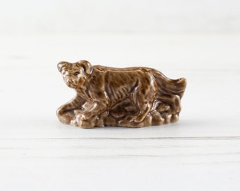 Wade Whimsies - Dog - Miniature Figurine 80s Pets England Canine