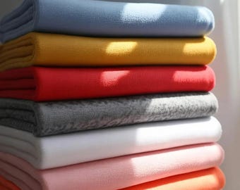 Tissu polaire anti-boulochage : polyester pelucheux doux pour la couture