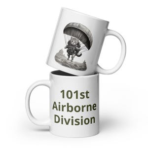 101st Airborne Div Combat Kitten™ Coffee Cup - Tactical Gift for Soldiers & Veterans