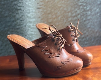 70s Wooden Clogs Size 8