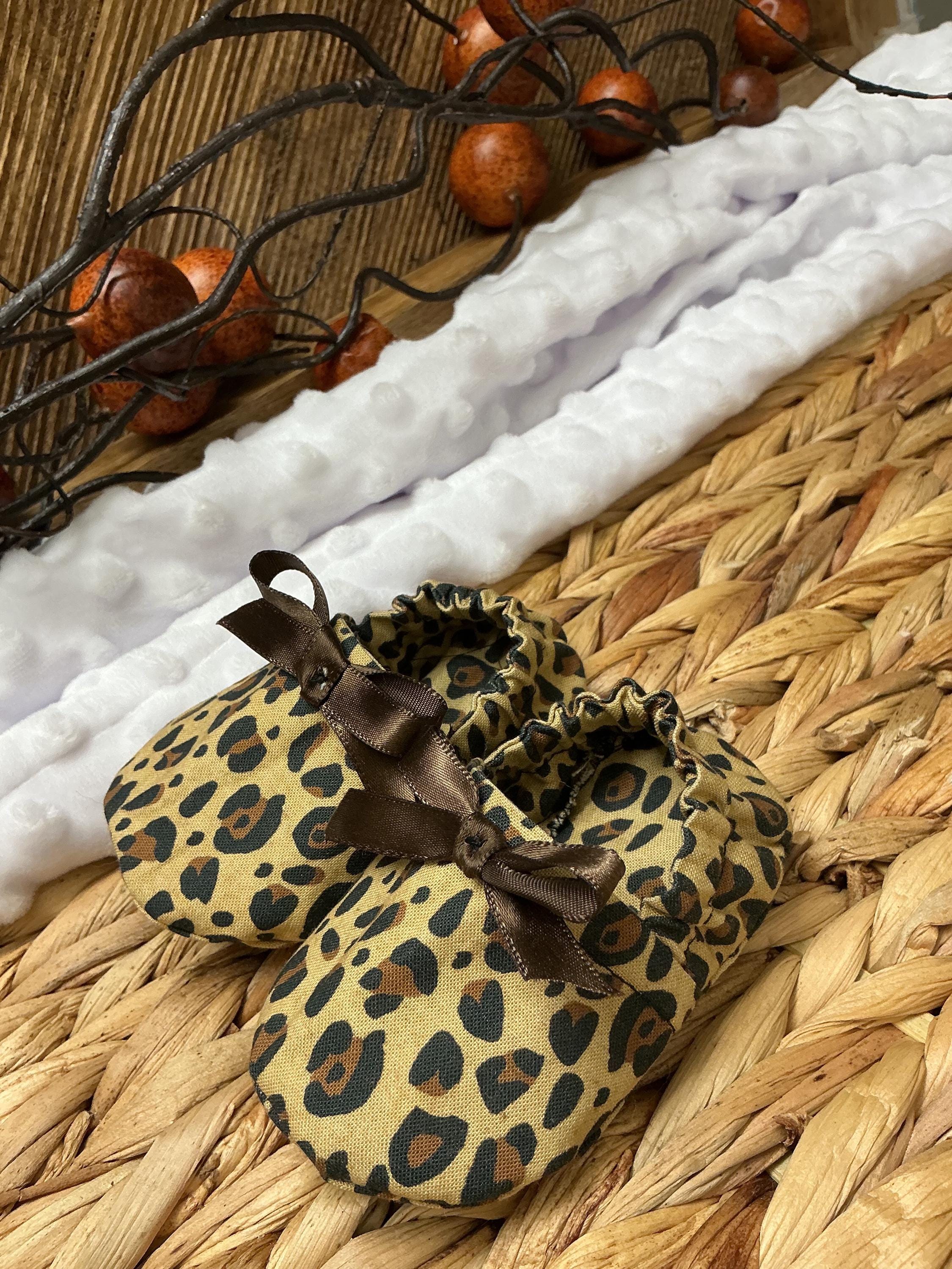 Handmade Cotton Baby Shoes: Soft Sole, Fun Prints
