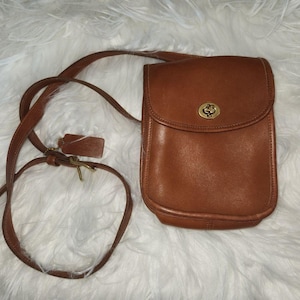 Vintage Authentic Coach British Tan Crossbody Bag D6L-9978 Pre-owned