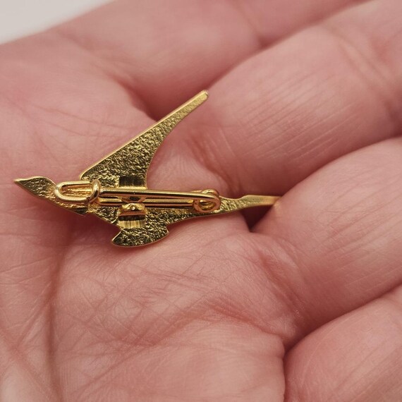 Vintage Gold Toned South African Airways Logo Springbok Pin View 2