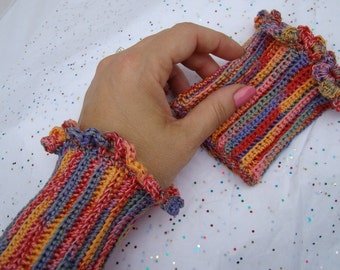 Crochet cuff wrist warmer with scalloped edging in multitude of colors