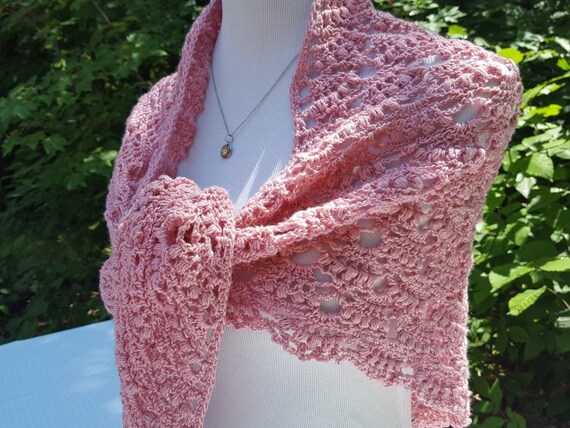 Pink bridal shawl, mother of the bride shawl, pink popcorn wrap, summer wedding shawl, red carpet shawl wrap, bridesmaid dress accessories