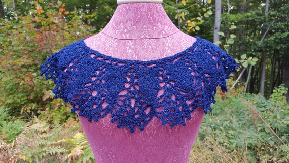 Victorian crochet collar, women's accessories, blue sapphire collar, bridesmaid accessories, victorian accessory, costume accessory