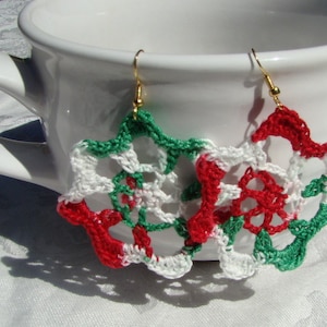 Crocheted Christmas earrings