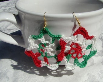 Crocheted Christmas earrings