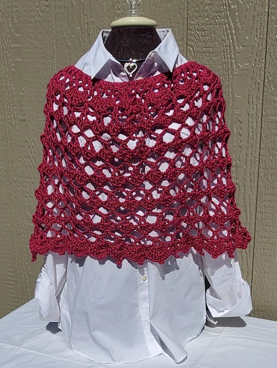Crochet poncho, 70s inspired poncho, bohochic crochet poncho, bohemian poncho, crochet caplet, handmade poncho, ladies apparel, gift for her