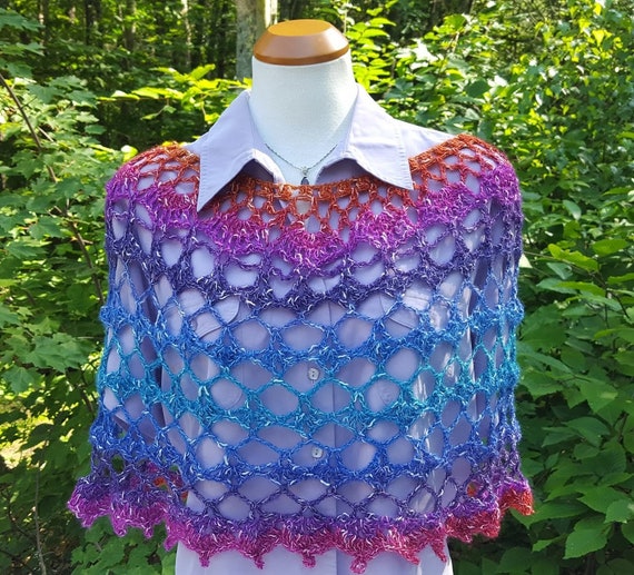 Unicorn poncho, 70s inspired poncho, fairy caplet, boho chic crochet poncho, bohemian poncho, rainbow caplet