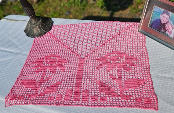 Summer flowers, crochet dresser scarf, guest room decor, twin flower crochet, crochet zinnia flowers, patio decor