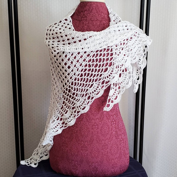 White Wedding shawl, openwork lace shawl, Victorian lace shawl, bridesmaids wrap, beach summer wedding accessory, crochet stole
