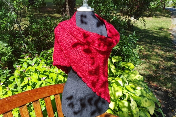 Crochet shawl, red wedding shawl, women's shawl, anniversery gift for her, bridesmaids gift