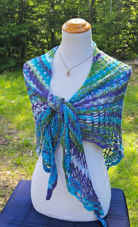 Bridal shawl, wedding shawl, crochet shawl, openwork lace shawl, Victorian lace shawl, Bridesmaids wrap, beach summer wedding accessory