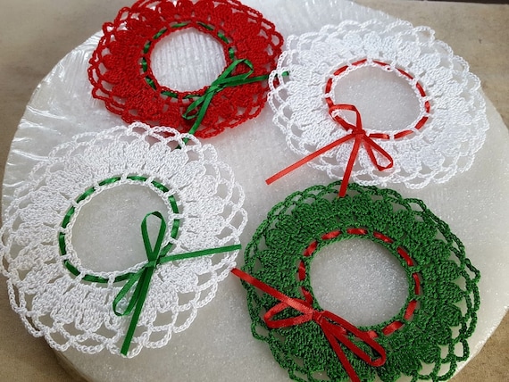 Christmas wreath ornament, holiday gift tags, mini handmade wreath, handmade Christmas wreath, crochet wreath ornament, crochet gift tag