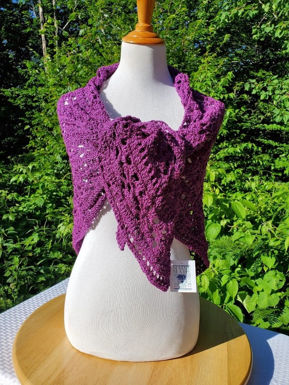 Crochet shawl, bridal accessory, openwork lace shawl, Mothers Day shawl, Victorian lace shawl, Valentine gift for her, prom dress wrap, RTS