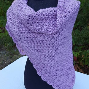 Lavender lilac hand crocheted shawl with moss stitching and scallop edging image 5