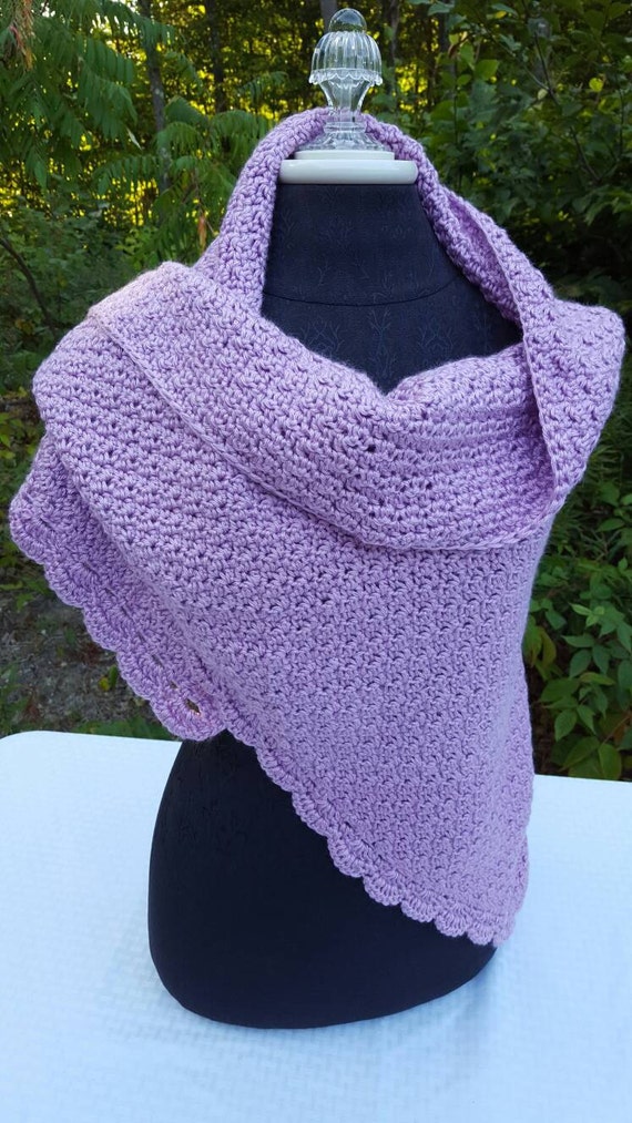 Lavender lilac hand crocheted shawl with moss stitching and scallop edging