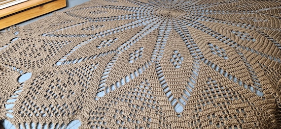 Crochet queen-size doily afghan, custom design bedroom decor, guestroom bedspread, heirloom bedspread