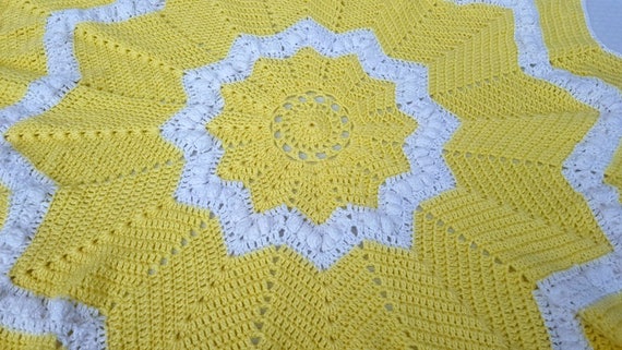Yellow crochet baby blanket, baby afghan, newborn baby shower gift, baby girl blanket, receiving blanket, stroller blanket, READY TO SHIP