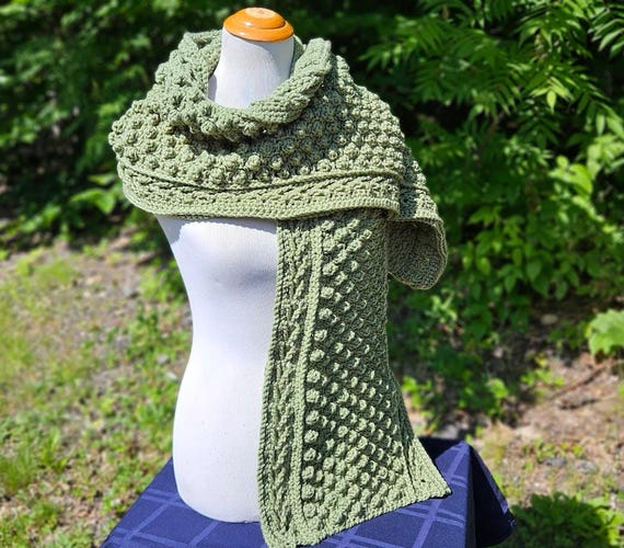 Crochet popcorn scarf wrap, winter wrap, warm winter shawl, chunky green scarf, gift for her, oversized scarf, chunky scarf