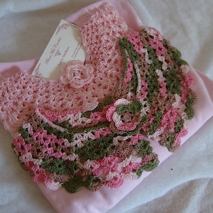 Peter Pan collar, handmade crochet collar, pink camo crochet collar, detachable collar, cotton crochet collar, removable collar