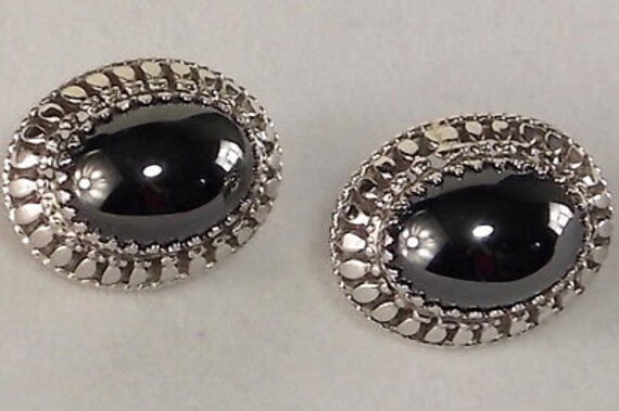 Whiting Davis Hematite Clip on Earrings Mounted i… - image 1