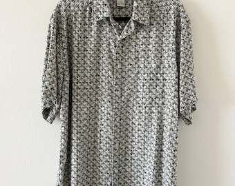 Camisa de manga corta con botones para hombre Claiborne de los años 90