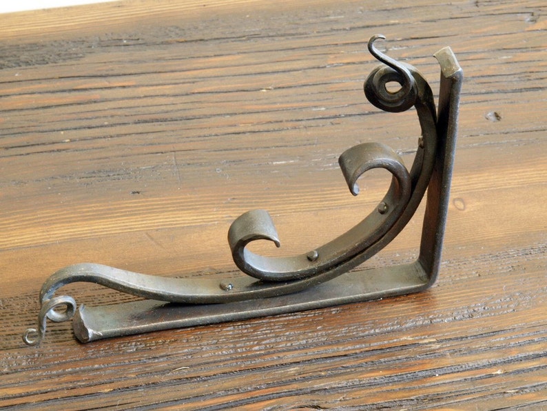 Shelf Bracket Hand Forged Style 06 image 2