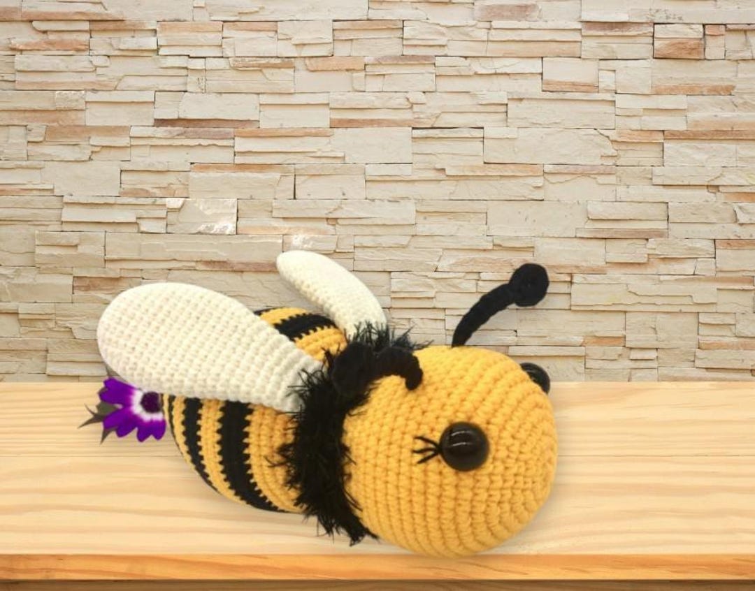 Buzzy the Bee Crochet Pattern PDF, Cute Kawaii Bumblebee Plushie, Wasp ...