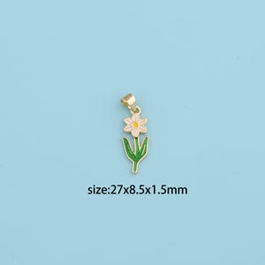 18K Gold Filled Daffodil Pendant,Floral pendant,Birth Flower Jewelry,Nature Inspired Flower Necklace,Mothers Day Gift Jewellery,Gift For Her