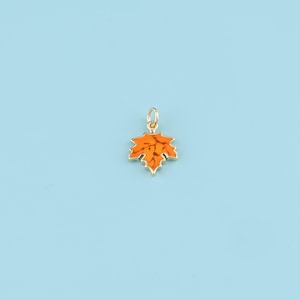 18K Gold Filled Maple Leaf pendant,Enamel leaf charm,Fall Leaf Pendant Necklace,Autumn Gift,DIY Jewelry Making Supply