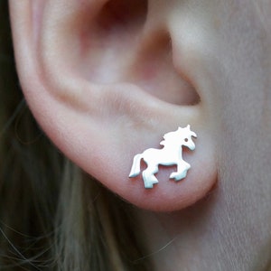 Pferde Ohrringe, Silberne Pferde Ohrstecker, Pferdeliebhaber Schmuck, Handgemachte Pferde Ohrstecker, Niedliche Kinder Schmuck, Cowgirl Ohrringe, Tier Ohrstecker