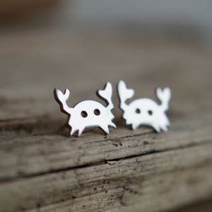 Funny Crab Sterling silver Earrings - Cute simple earrings Sterling silver Handmade Personalized jewelry
