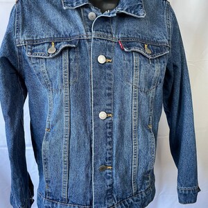 Levi’s Trucker Jean Jacket Size M Classic Blue Denim