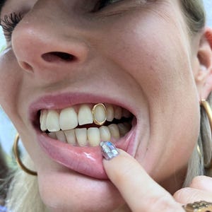 Custom Made To Fit Single Open Face Window Grillz Gold Or Silver