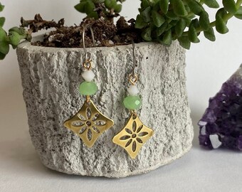 Green Glass Bead Earrings, Brass Daisy Dangle, Spring Color Drop, Dainty Crystal Earrings, Mothers Day Gift