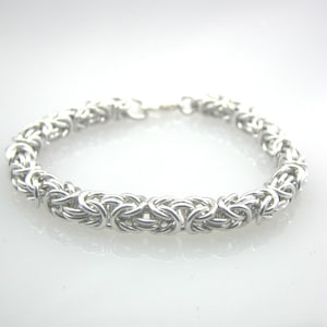 Emi Chainmaille Bracelet - Choose Your Color