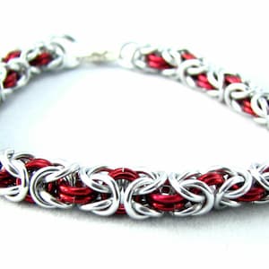 Cara Chainmaille Bracelet - Choose your color