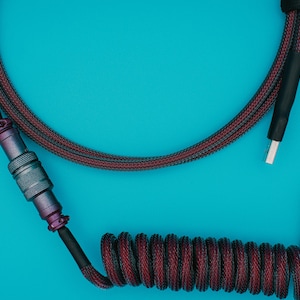 Custom Coiled Keyboard Cable: Airbrushed Aviator Connector, Blackthorn