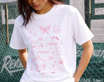 Midwest Princess Tour T-shirt, Retro Pop Coquette Pink Doodles GraphicTee, Y2K Girly Pop Top