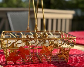 Vintage Gold Wire Basket with Autumn Leaf Accents – Fall Home Décor Centerpiece, Rustic Table Display
