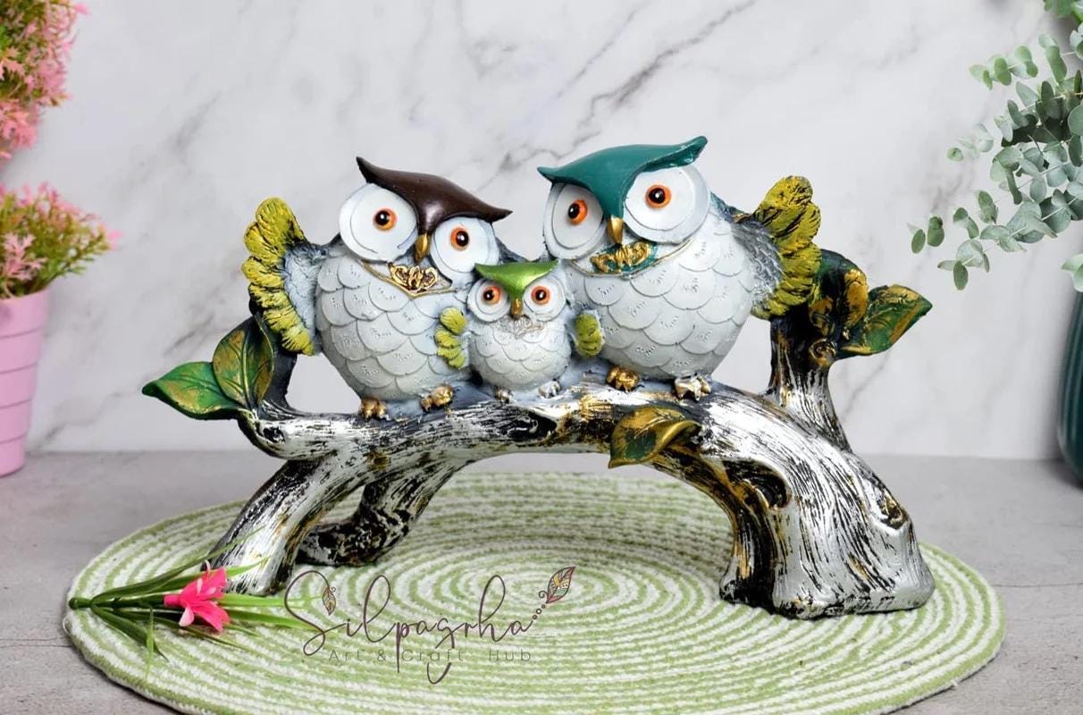 Handcrafted Owl Family Statue — Unique Nature-Inspired Home Decor Piece
