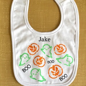 Personalized Halloween Baby Bib: &quot;Boo&quot; Design, 100% Cotton