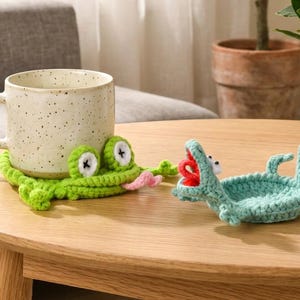 Handmade Crochet Animal Coaster,Funny Amigurumi Cup Holder,Creative Lizard Frog Drink Mat,Kawaii Desk Decor,Animal Lover Gift