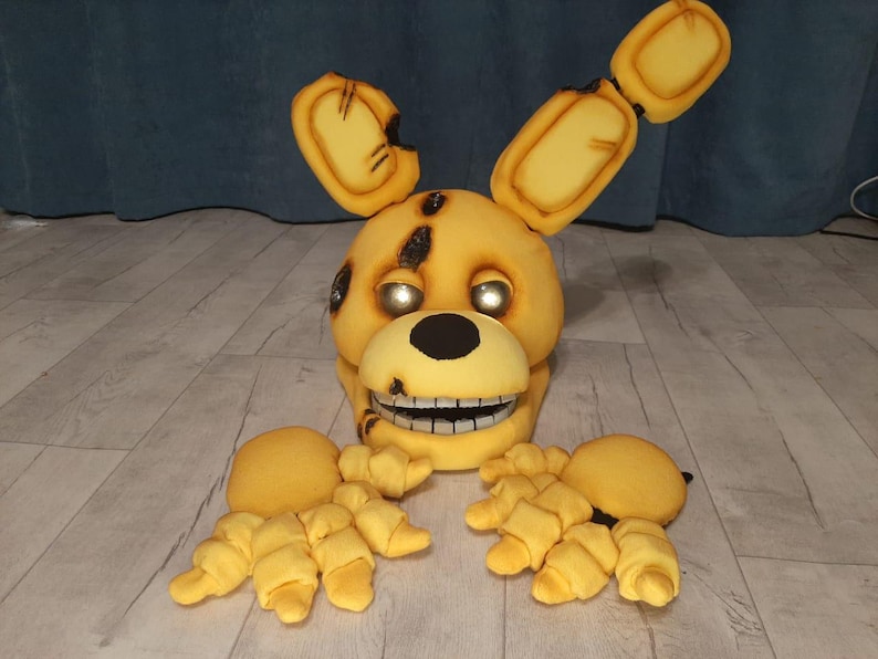 Spring Bonnie Cosplay Helmet – Fnaf-inspired Animatronic Mask – Glowing ...