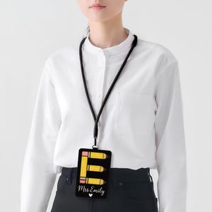 Personalisierter Lehrer Lanyard ID Ausweishalter, Bleistift Monogramm Design Benutzerdefiniertes Namensschild, Zurück zu Schulgeschenk Lehrer Zubehör Nette Geschenkidee